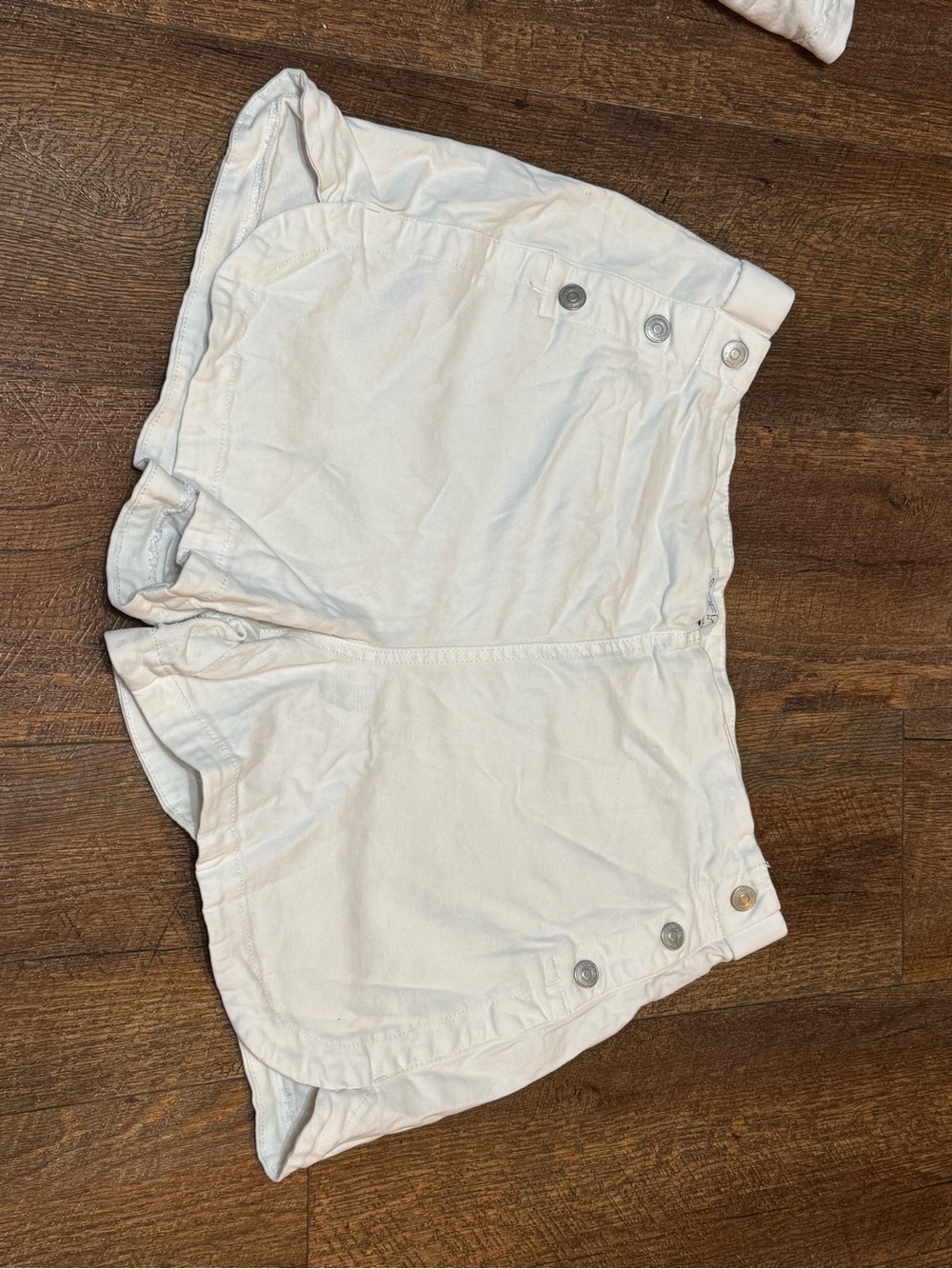 Sofia Jeans by Sofia Vergara White Button Juliets Shorts